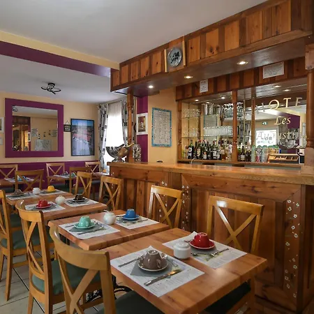 Les Augustines Hotell 3*